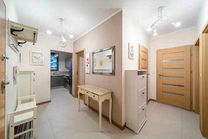 Pensjonat Room In Ordona Warszawa